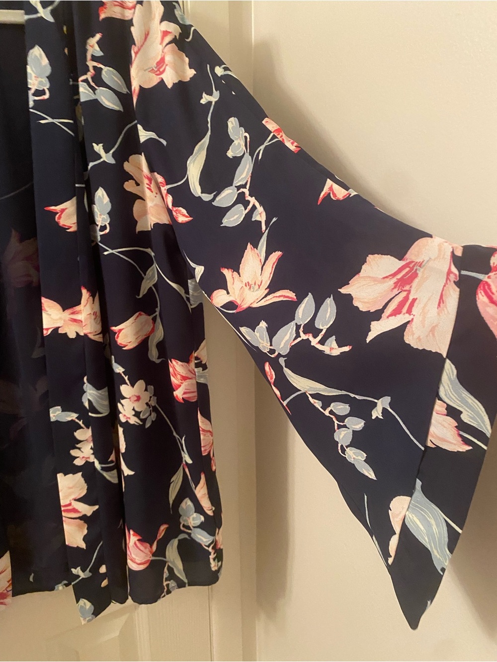 Fever Navy Floral Open-Front Kimono - Picture 2 of 7